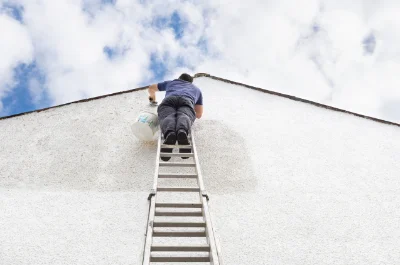 Peinture extérieure à Issor — façades et ravalement
